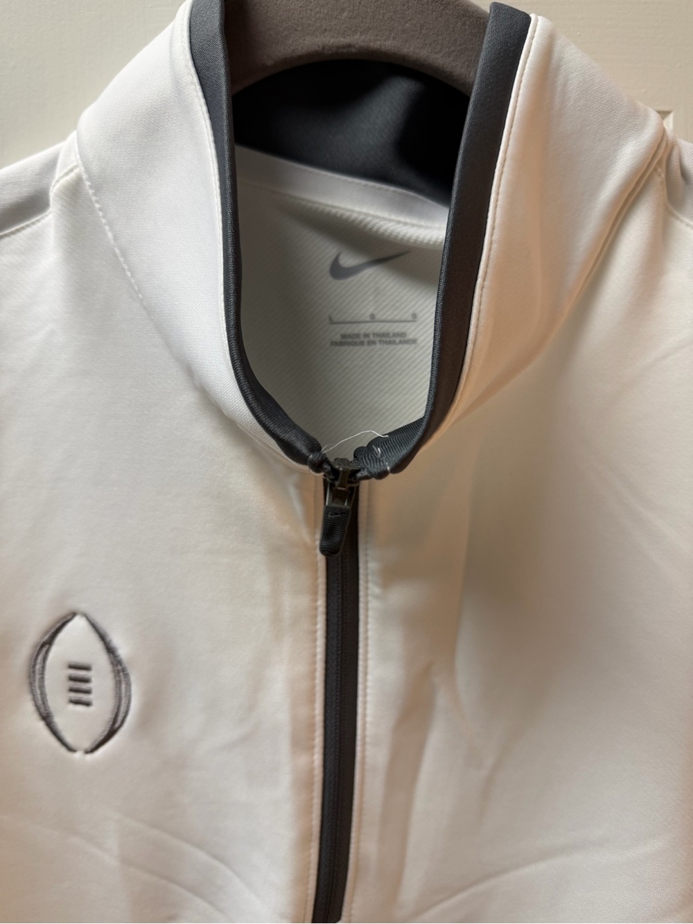 Nike College Football White Half-Zip Pullover with Black Accents Size L NWT - Picture 3 of 5